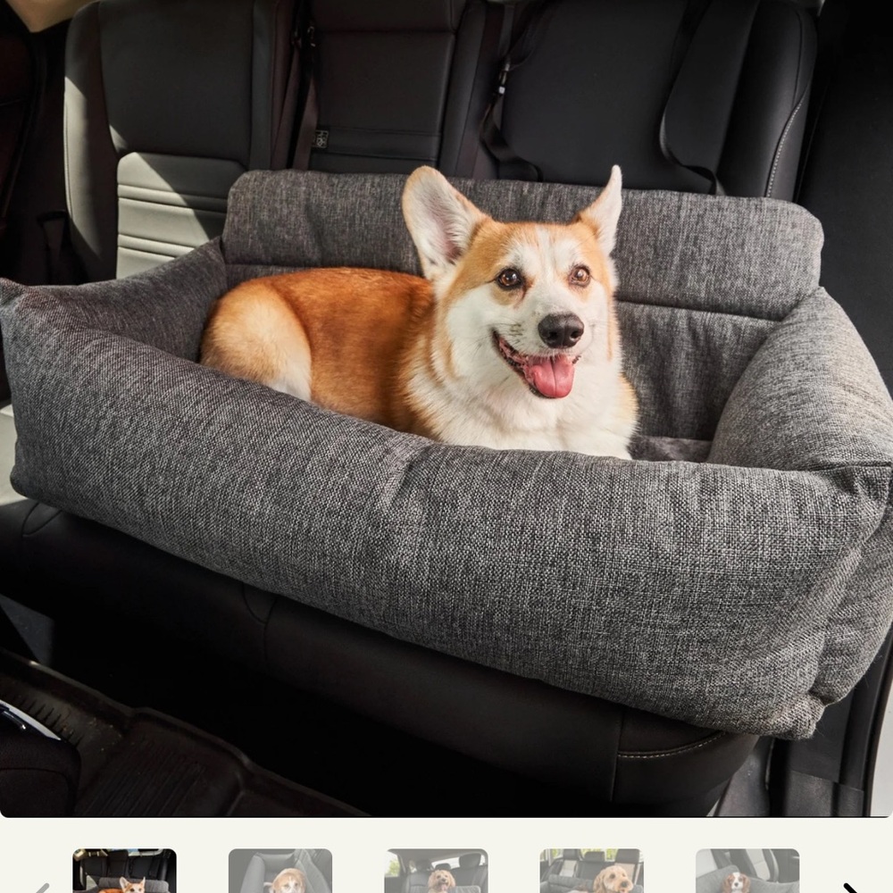 Plush Gray Dog Car Travel Bed

PupProtector™ Memory Foam Dog Car Bed